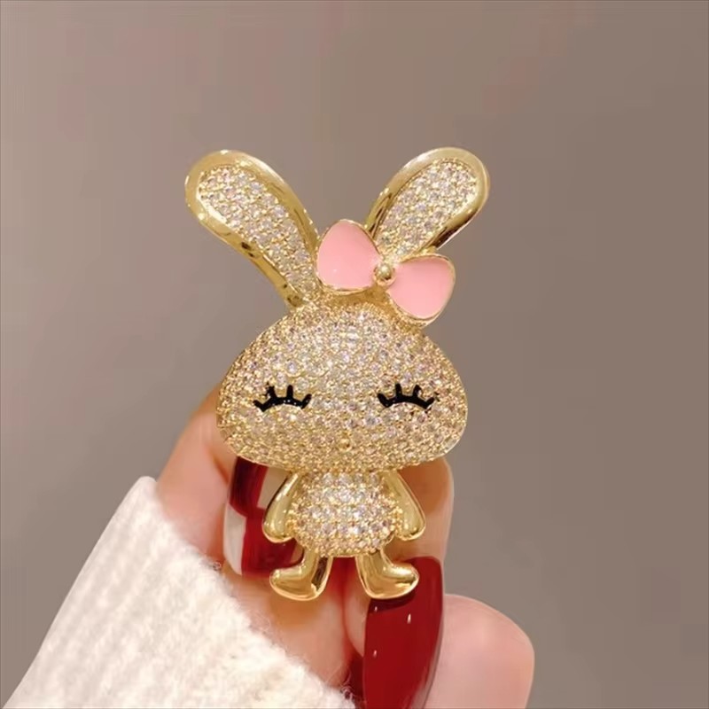 Romantic Rabbit Brooch for Men - مراجعة Men'S Accessories Trends 2025 وسعره